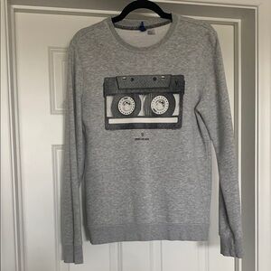 H&M Cassette “Insert and Rock” Gray Crew Neck Sweatshirt